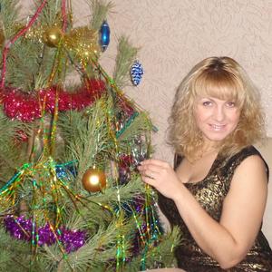 Девушки в Таганроге: Евгения, 41 - ищет парня из Таганрога