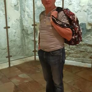 Парни в Саяногорске: Игорь, 64 - ищет девушку из Саяногорска