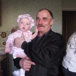 Парни в Новокузнецке: Владимир, 72 - ищет девушку из Новокузнецка