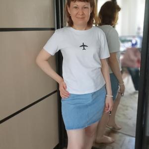 Девушки в Новокузнецке: Ирина, 44 - ищет парня из Новокузнецка