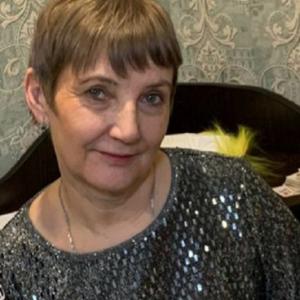 Девушки в Челябинске: Вера, 64 - ищет парня из Челябинска