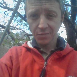 Парни в Ессентуках: Александр, 44 - ищет девушку из Ессентуков