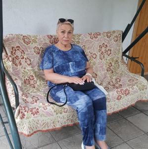 Девушки в Калининграде: Татьяна, 73 - ищет парня из Калининграда
