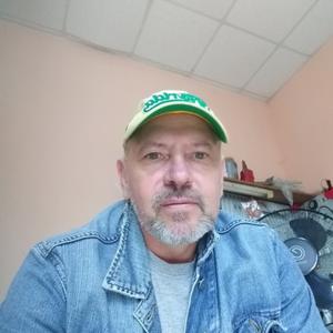 Парни в Смоленске: Виктор, 61 - ищет девушку из Смоленска