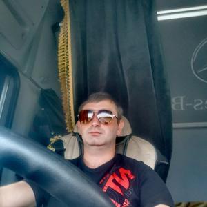 Парни в Ессентуках: Сергей, 32 - ищет девушку из Ессентуков