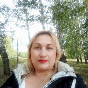 Девушки в Челябинске: Лия, 44 - ищет парня из Челябинска