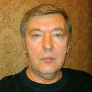 Парни в Челябинске: Александр, 69 - ищет девушку из Челябинска