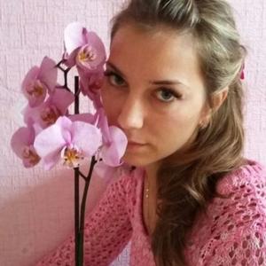 Девушки в Смоленске: Ирина, 33 - ищет парня из Смоленска