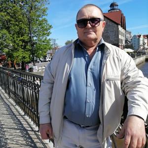 Парни в Калининграде: Сергей Владимирович, 63 - ищет девушку из Калининграда
