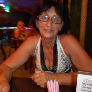 Девушки в Липецке: Валентина Беляева, 61 - ищет парня из Липецка