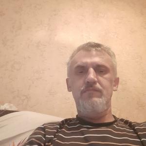 Парни в Пскове: Sergei, 46 - ищет девушку из Пскова