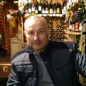 Vlad, 60 лет, Екатеринбург