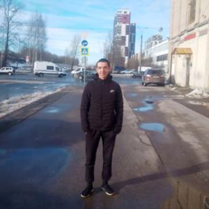 Парни в Омске: Миша, 28 - ищет девушку из Омска