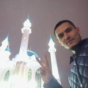 Олег, 32 года, Ульяновск