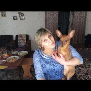 Девушки в Каневская: Ирина, 49 - ищет парня из Каневская