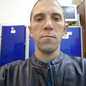 Парни в Казани (Татарстан): Олег, 42 - ищет девушку из Казани (Татарстан)