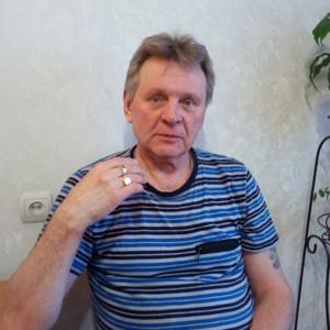 Парни в Владивостоке: Андрей, 62 - ищет девушку из Владивостока