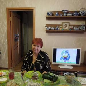 Девушки в Северске: Лариса Тренихина, 67 - ищет парня из Северска