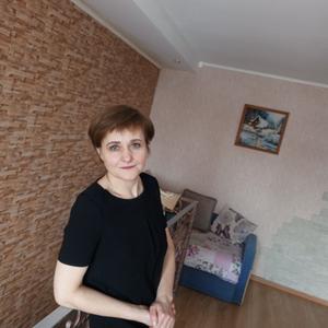 Девушки в Челябинске: Юлия, 51 - ищет парня из Челябинска