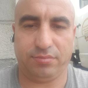 Парни в Кишиневе: Alexandru Bruma, 45 - ищет девушку из Кишинева