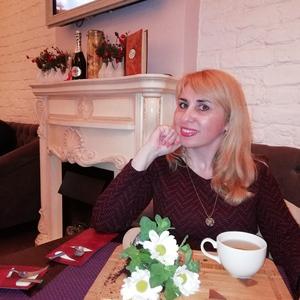Девушки в Казани (Татарстан): Олеся, 48 - ищет парня из Казани (Татарстан)