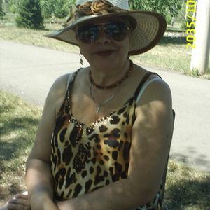 Девушки в Абакане: Наталья Меркулова, 73 - ищет парня из Абакана