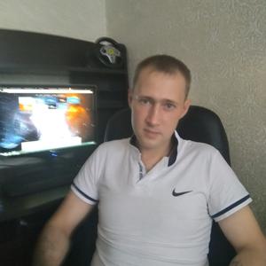 Александр, 30 лет, Киров