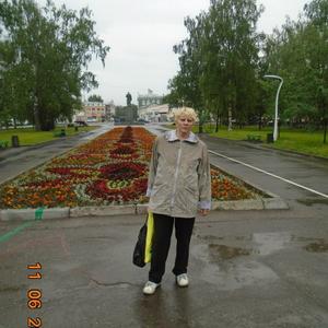 Девушки в Сыктывкаре: Надя Дырдина, 63 - ищет парня из Сыктывкара