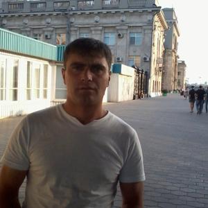 Парни в Омске: Амир, 30 - ищет девушку из Омска