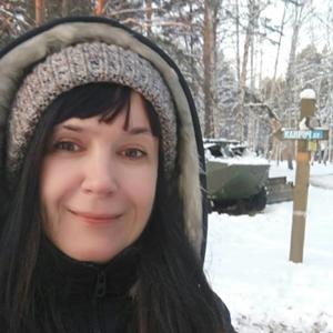 Девушки в Кемерово: Юна, 43 - ищет парня из Кемерово