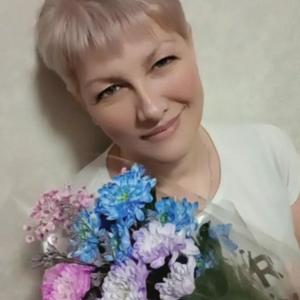 Девушки в Минусинске: Галина, 46 - ищет парня из Минусинска