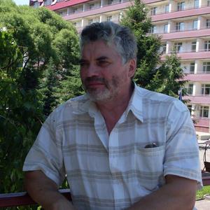 Парни в Бийске: Сергей , 62 - ищет девушку из Бийска