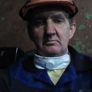 Парни в Нижний Тагиле: Дмитрий, 61 - ищет девушку из Нижний Тагила