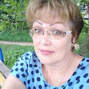Девушки в Магнитогорске: Ольга, 64 - ищет парня из Магнитогорска