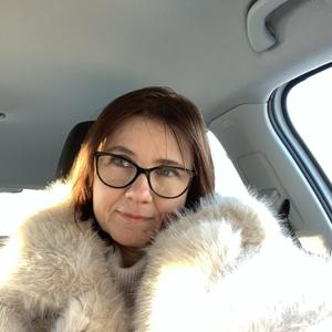 Василиса, 51 год, Омск