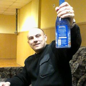 Горячий, 47 лет, Белгород