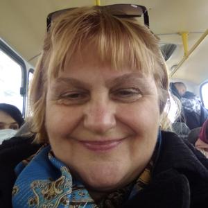 Девушки в Смоленске: Кристина, 56 - ищет парня из Смоленска