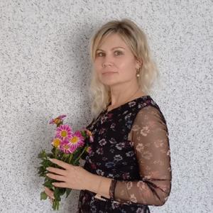 Девушки в Оренбурге: Марина, 40 - ищет парня из Оренбурга