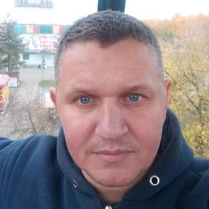 Парни в Сыктывкаре: Серж, 38 - ищет девушку из Сыктывкара