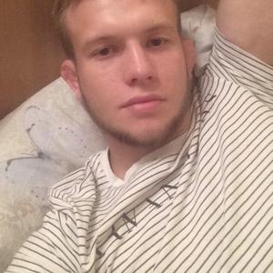 Михаил, 25 лет, Саратов