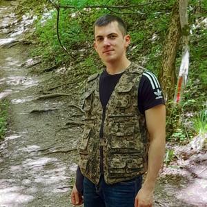 Парни в Крымске: Кирилл, 29 - ищет девушку из Крымска