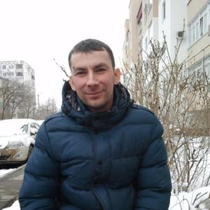 Олег, 47 лет, Волжский