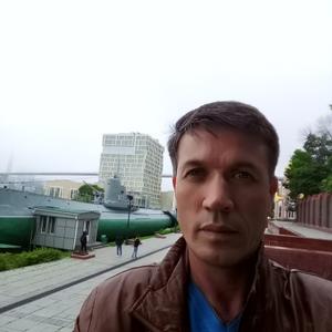 Тухтасин, 52 года, Владивосток