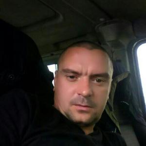 Парни в Хойниках: Денис, 41 - ищет девушку из Хойников