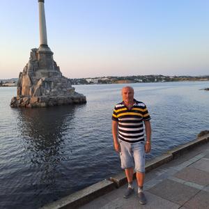 Парни в Петрозаводске: Игорь, 62 - ищет девушку из Петрозаводска