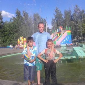 Виталий, 40 лет, Бийск