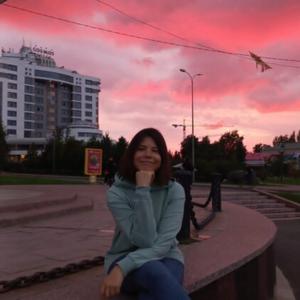 Девушки в Петрозаводске: Любовь, 44 - ищет парня из Петрозаводска