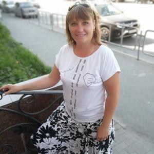 Юлия, 47 лет, Златоуст