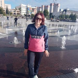 Девушки в Перми: Елена, 43 - ищет парня из Перми