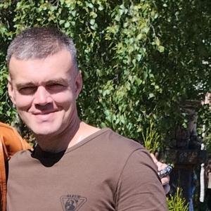 Парни в Светлогорске (Беларусь): Дмитрий, 43 - ищет девушку из Светлогорска (Беларусь)